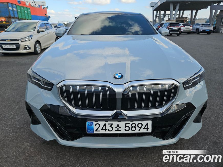 BMW 5-Series 523d M Sport, 2025