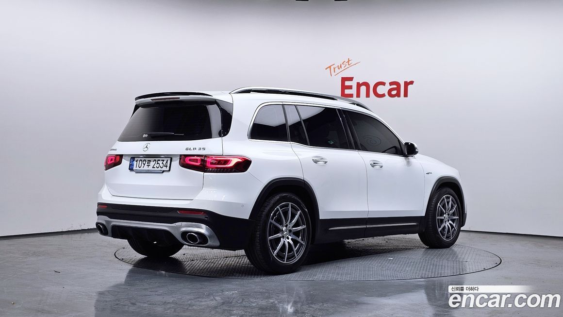 Mercedes-Benz GLB-Class AMG GLB35 4MATIC, 2023