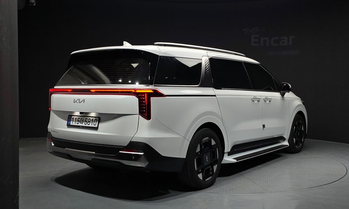 Kia Carnival 7-Seater Noblesse, 2025