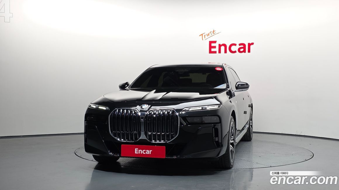 BMW 7-Series 740d xDrive M Sport, 2025