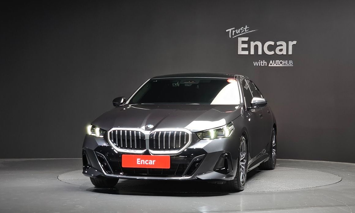 BMW 5-Series 520i M Sport, 2024