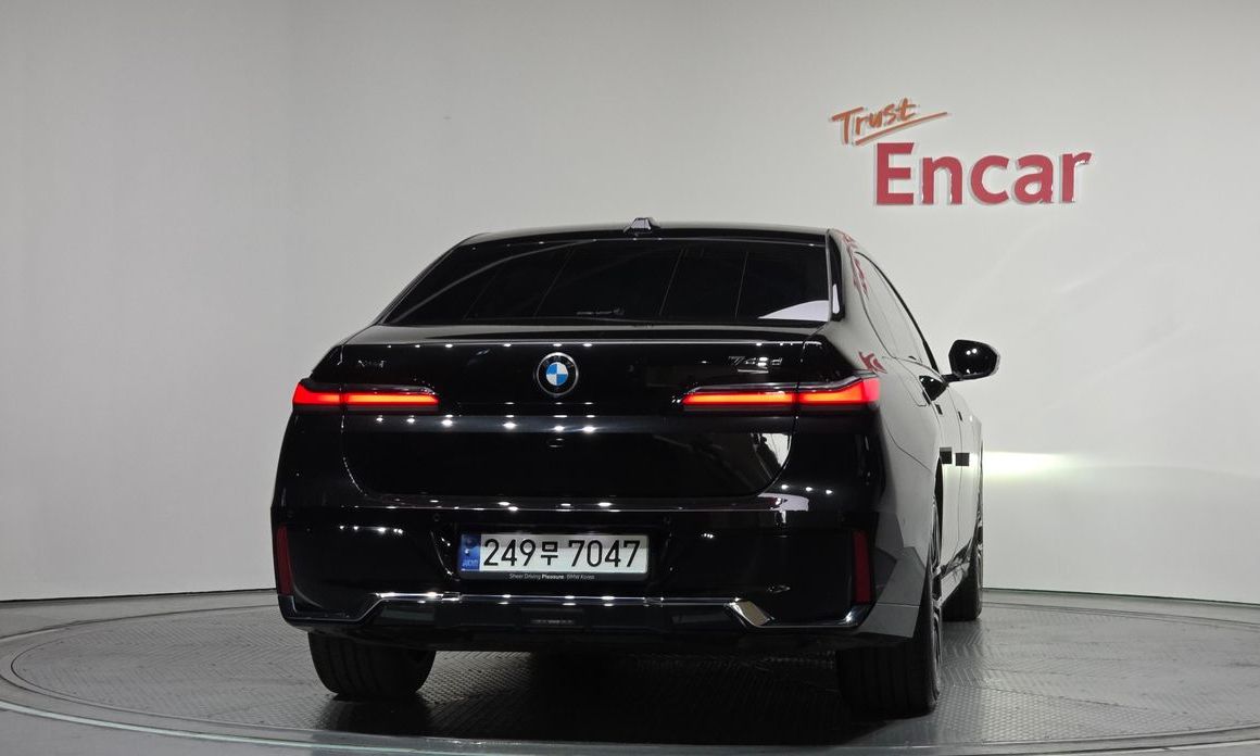 BMW 7-Series 740d xDrive M Sport, 2024