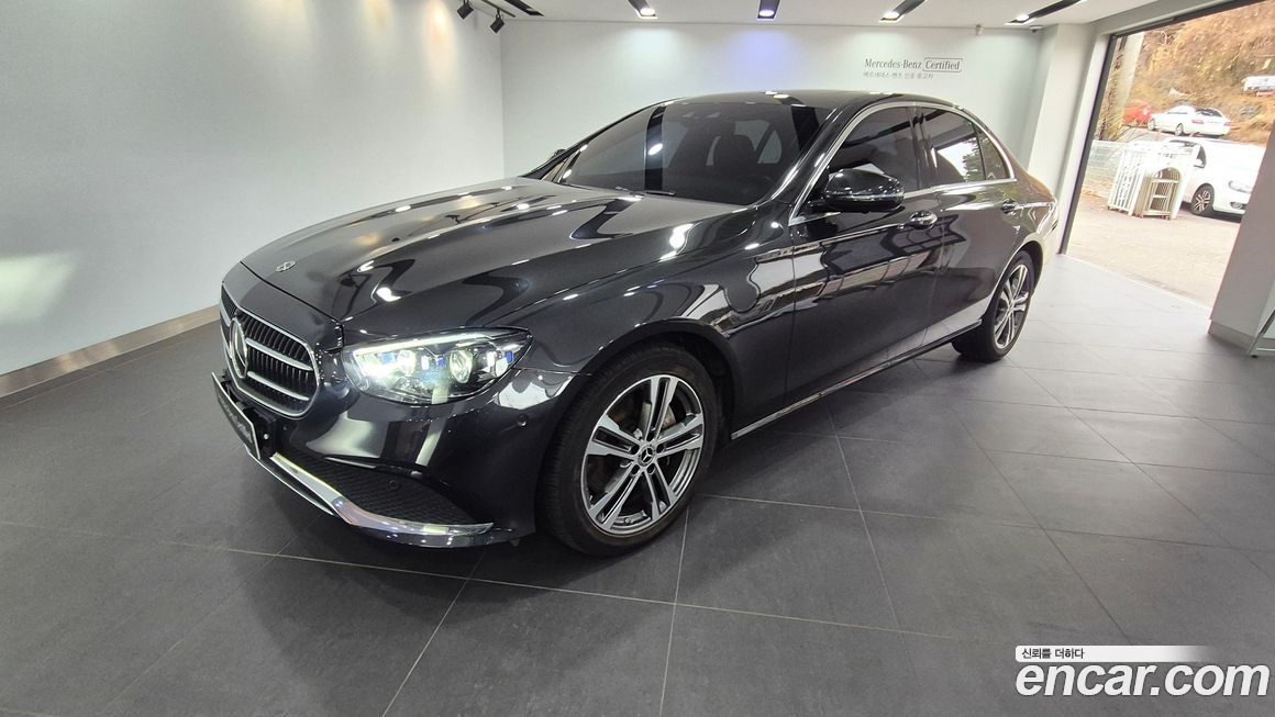 Mercedes-Benz E-Class E350 4MATIC Avantgarde, 2022