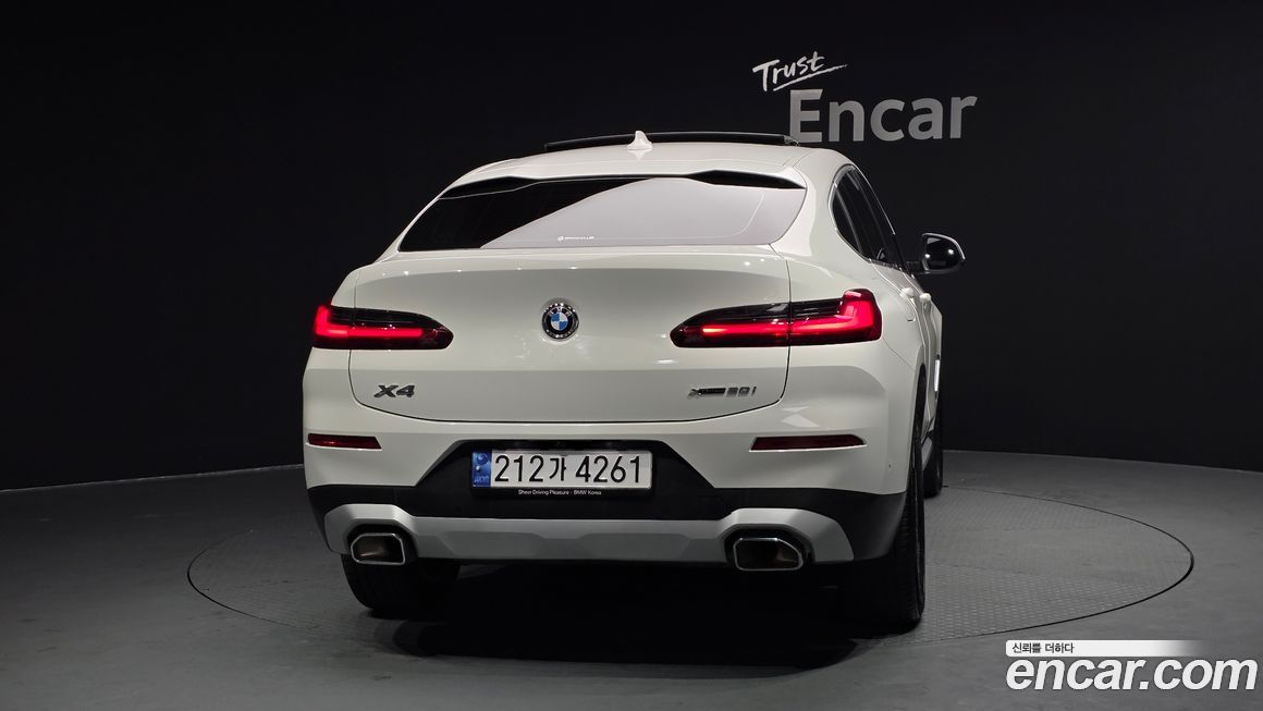 BMW X4 xDrive20i xLine, 2023