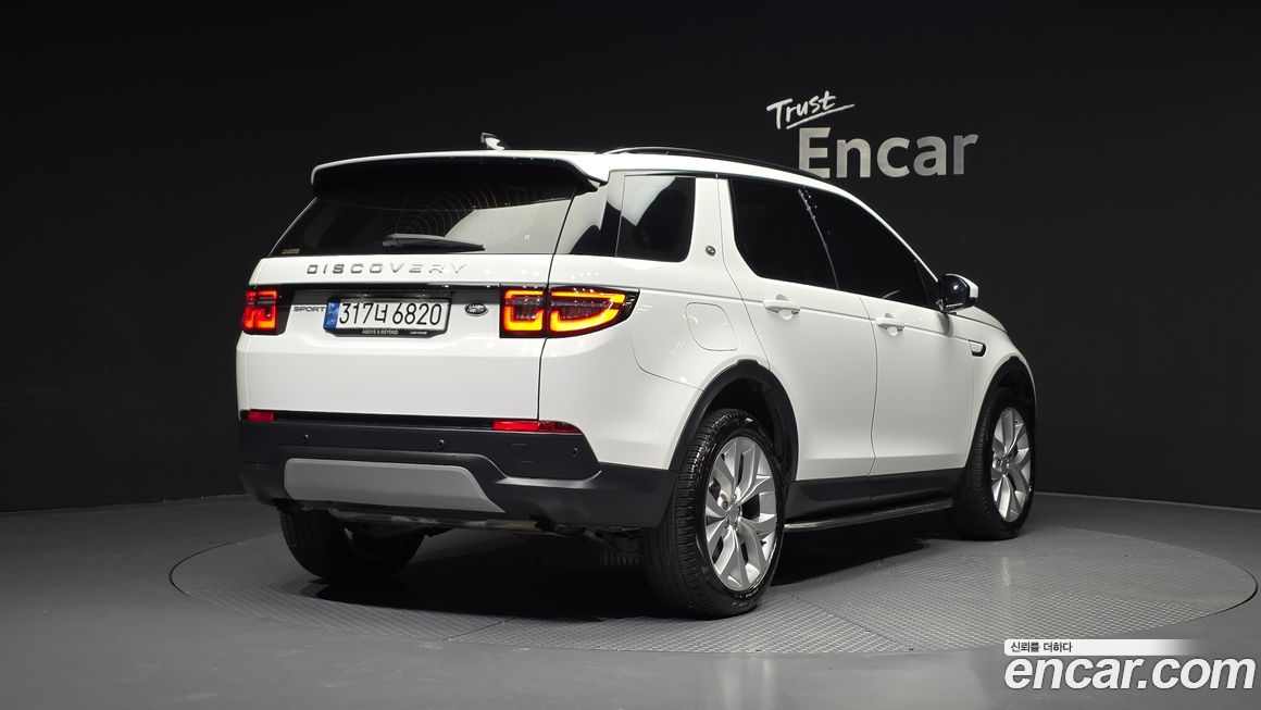 Land Rover Discovery Sport P250 SE, 2022