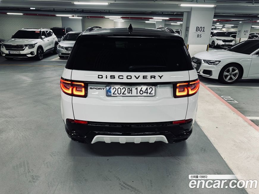 Land Rover Discovery Sport P250 Dynamic SE, 2025