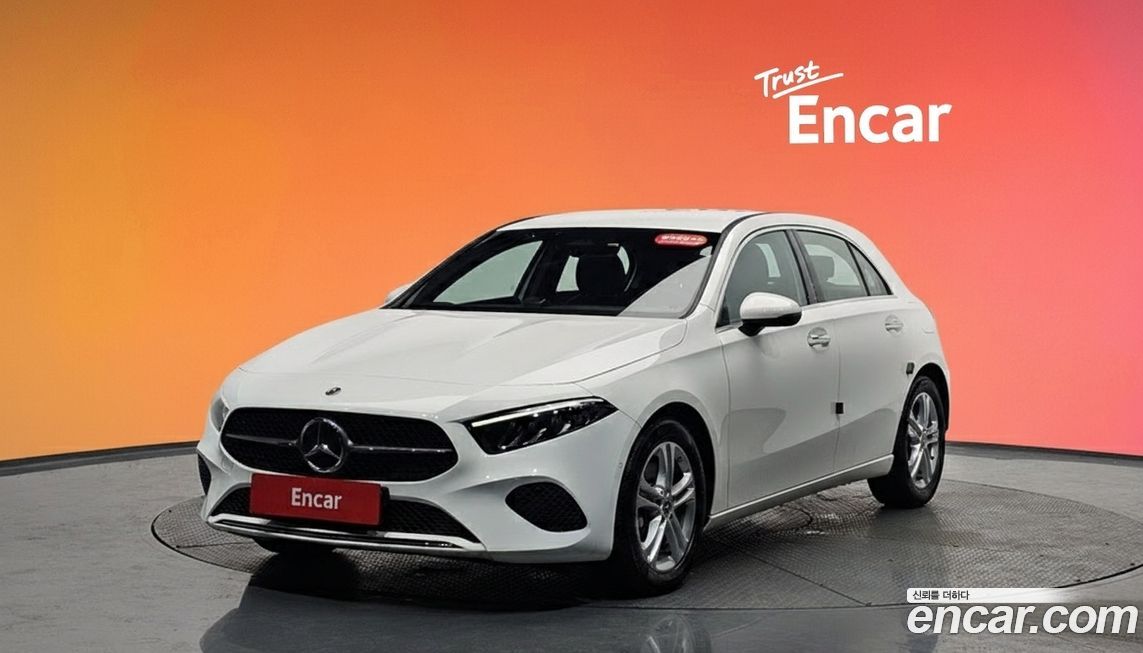 Mercedes-Benz A-Class A220 Hatchback, 2025