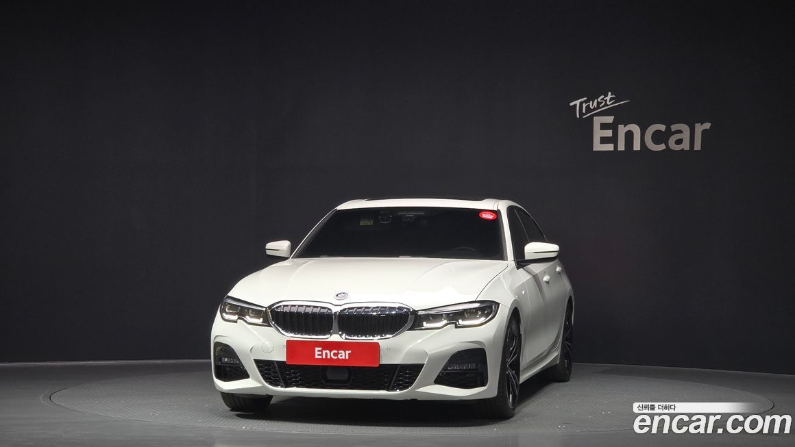 BMW 3-Series 320i M Sport, 2022