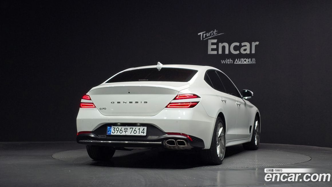 Genesis G70 Gasoline 2.0T 2WD, 2022