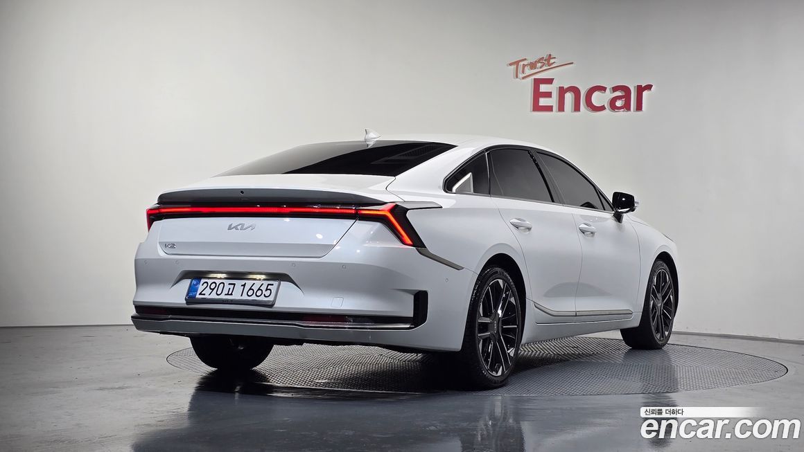 Kia K8 2.5 Gasoline 2WD, 2025