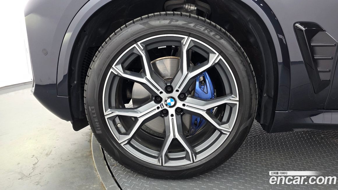 BMW X5 xDrive 30d M Sport, 2025