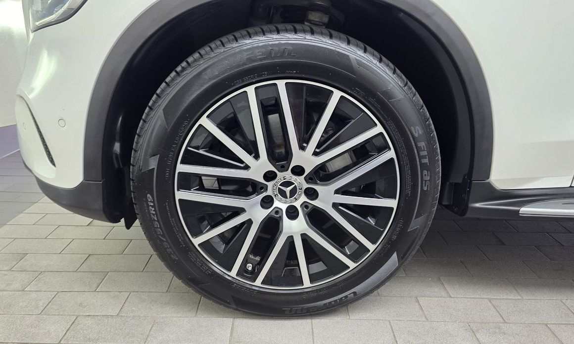 Mercedes-Benz GLC-Class GLC220 d 4MATIC, 2022