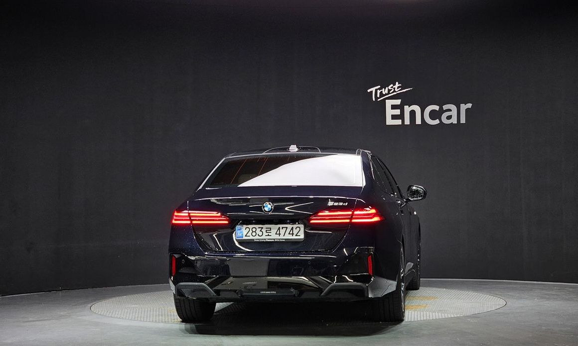 BMW 5-Series 523d M Sport, 2025