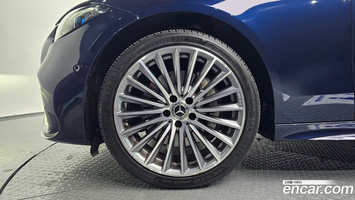 Mercedes-Benz C-Class C300 AMG Line, 2022