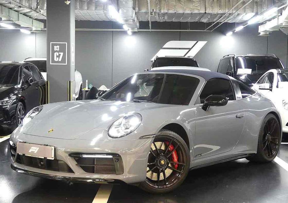Porsche 911 Targa 4 GTS, 2024