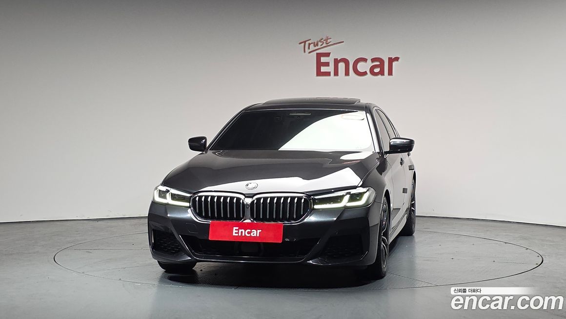 BMW 5-Series 520i M Sport, 2023