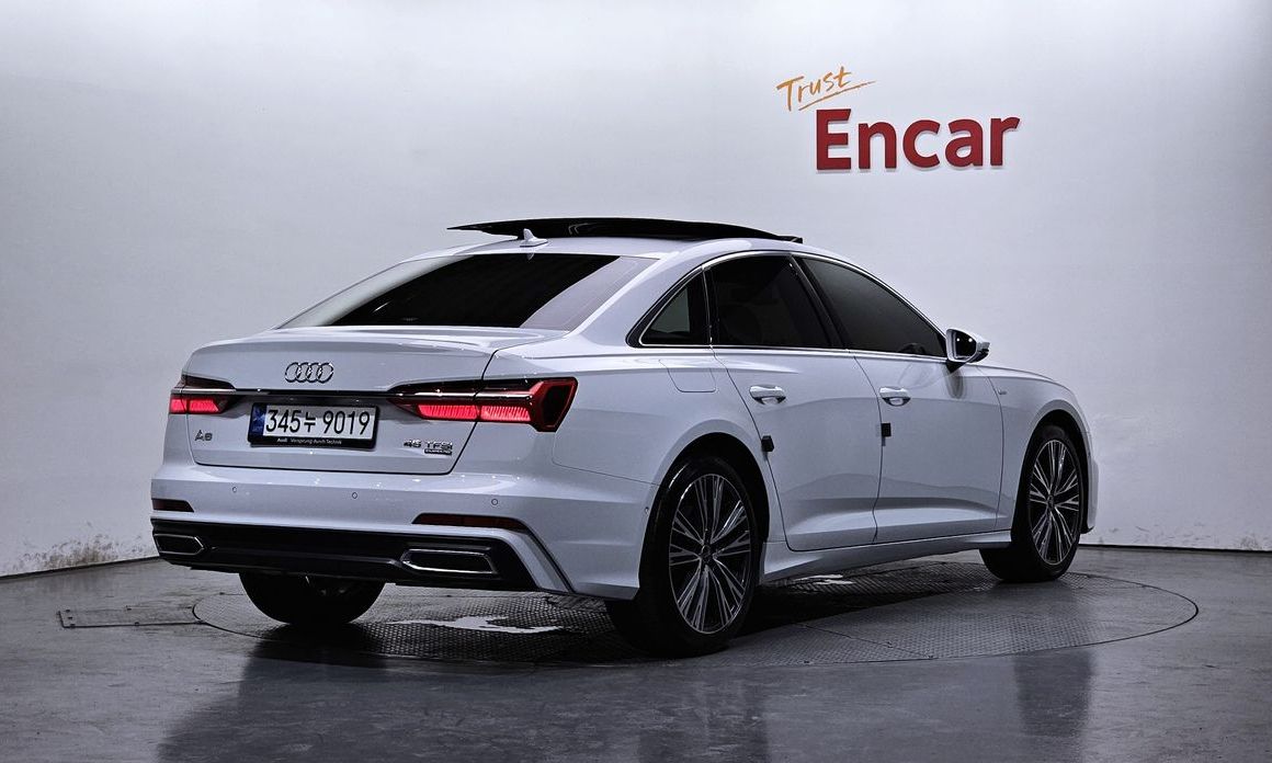 Audi A6 45 TFSI Quattro Premium, 2023