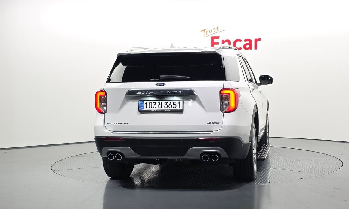 Ford Explorer 3.0 Platinum 4WD, 2022