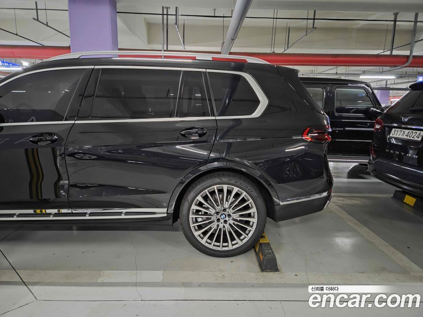 BMW X7 xDrive 40i Design Pure Excellence 7-Seater, 2026