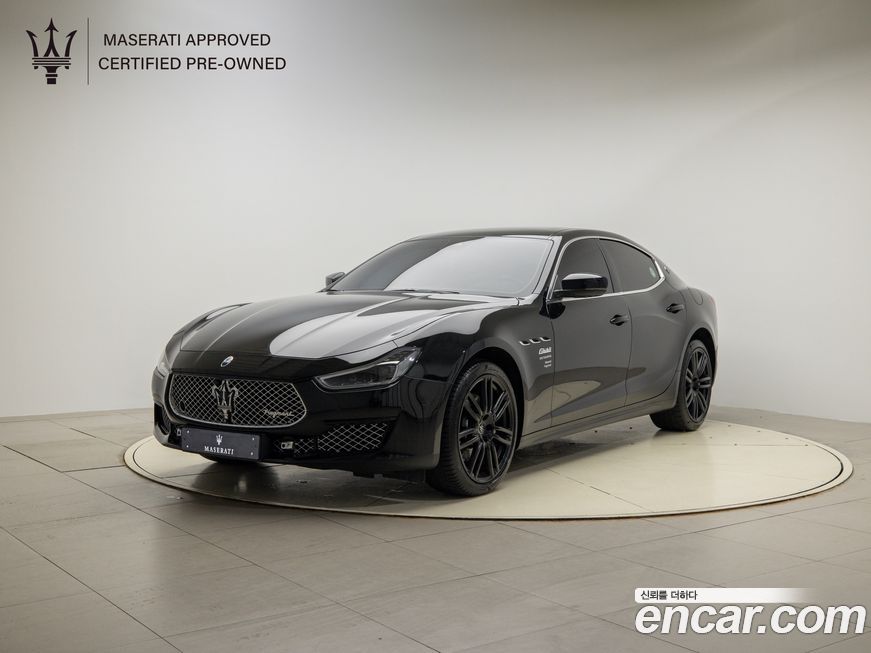 Maserati Ghibli 2.0 Fragment Edition, 2022