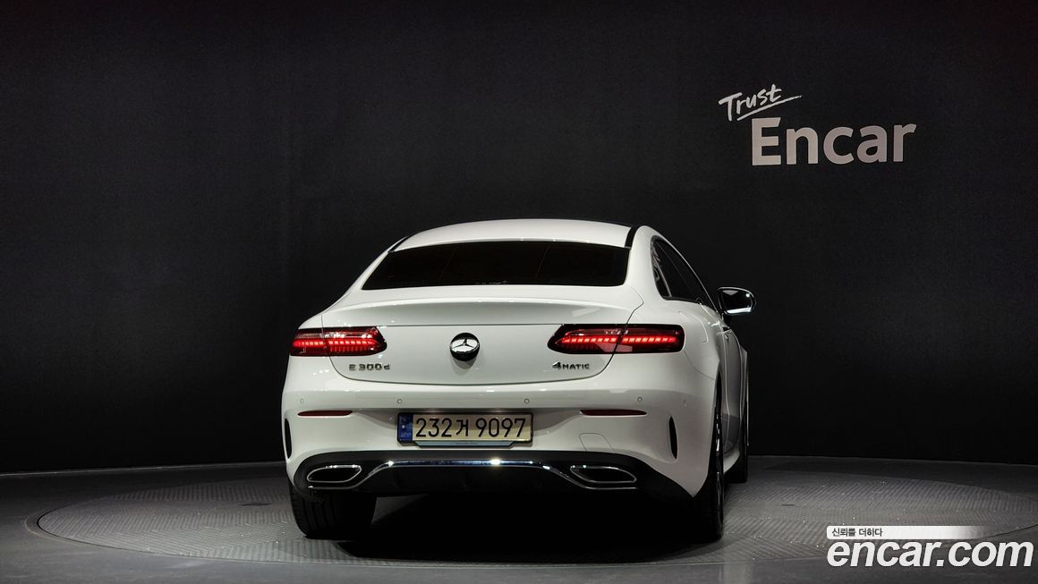 Mercedes-Benz E-Class E300d 4MATIC Coupe, 2023