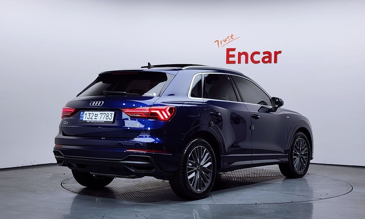 Audi Q3 40 TFSI Quattro Premium, 2024
