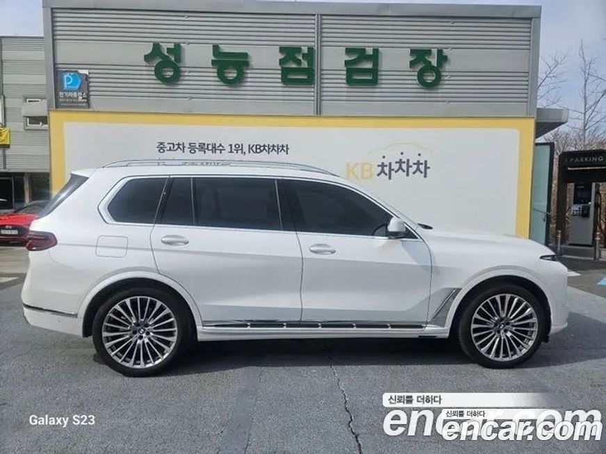BMW X7 xDrive 40i Design Pure Excellence 7-Seater, 2025