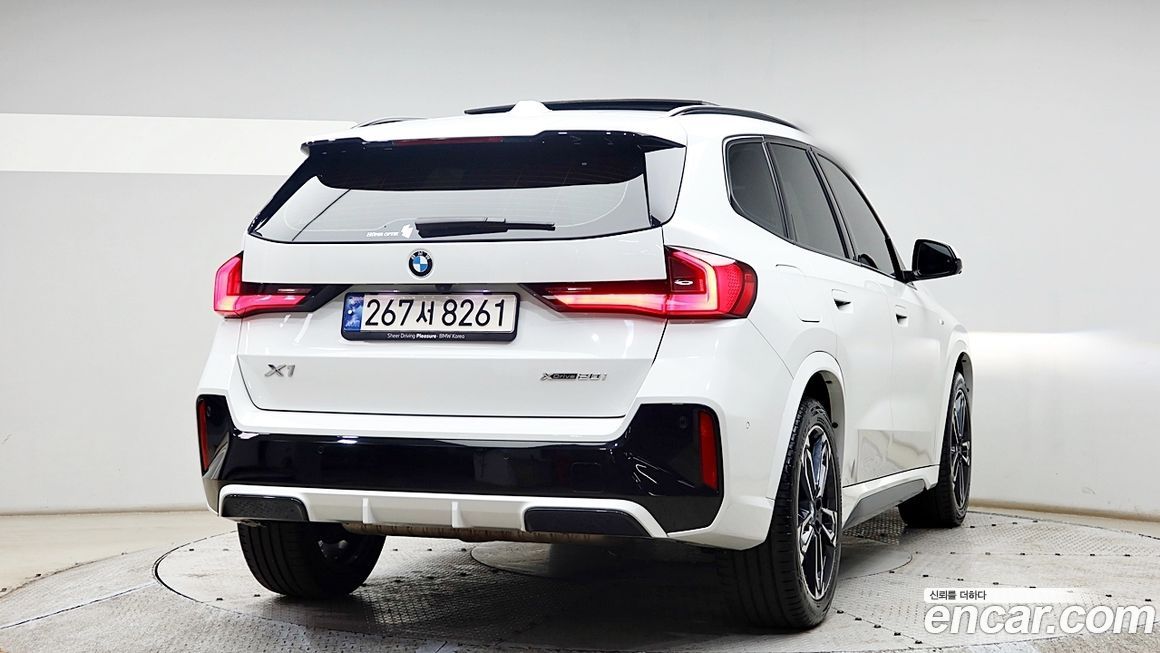 BMW X1 xDrive 20i M Sport, 2024