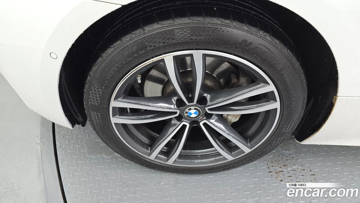 BMW Gran Turismo 620d Luxury, 2022