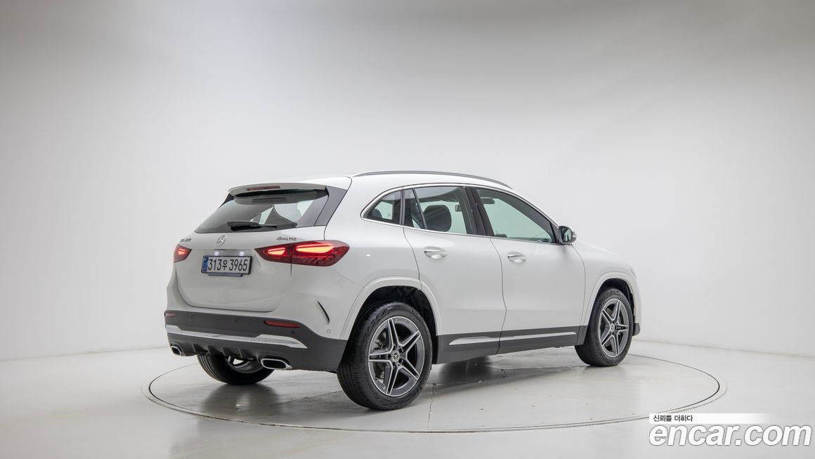 Mercedes-Benz GLA-Class GLA250 4MATIC, 2026