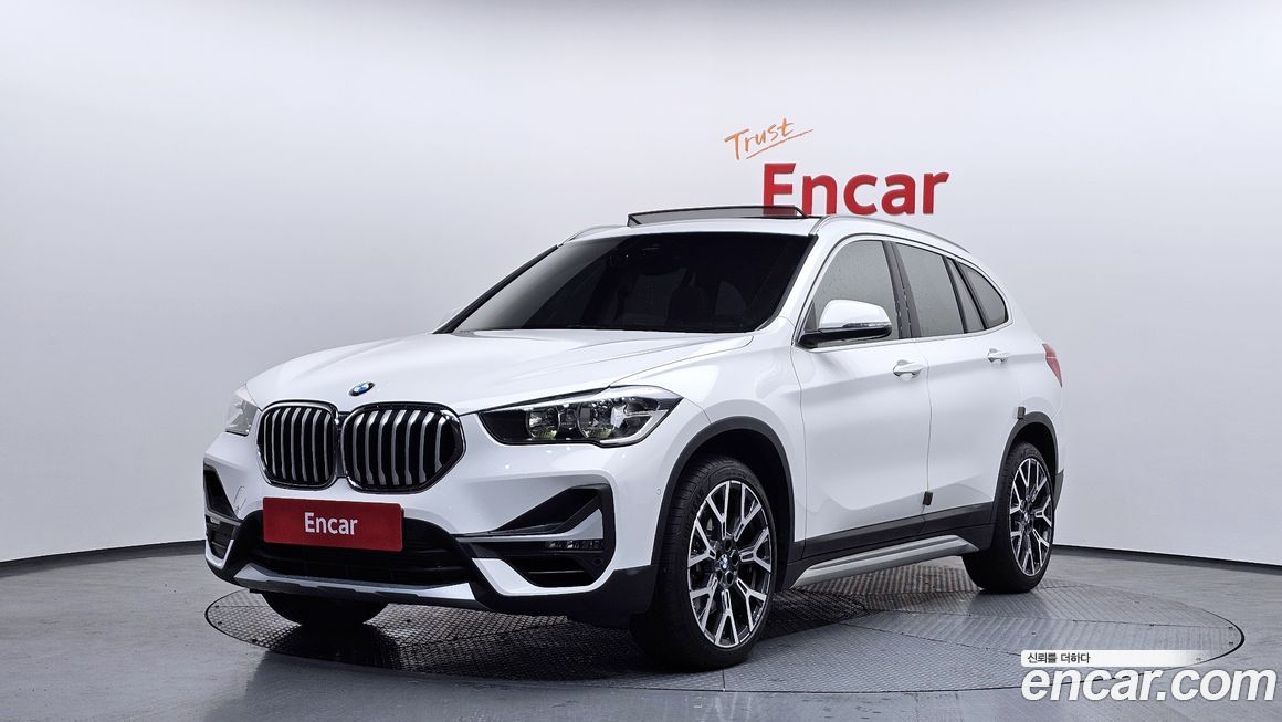 BMW X1 xDrive 20i xLine, 2022
