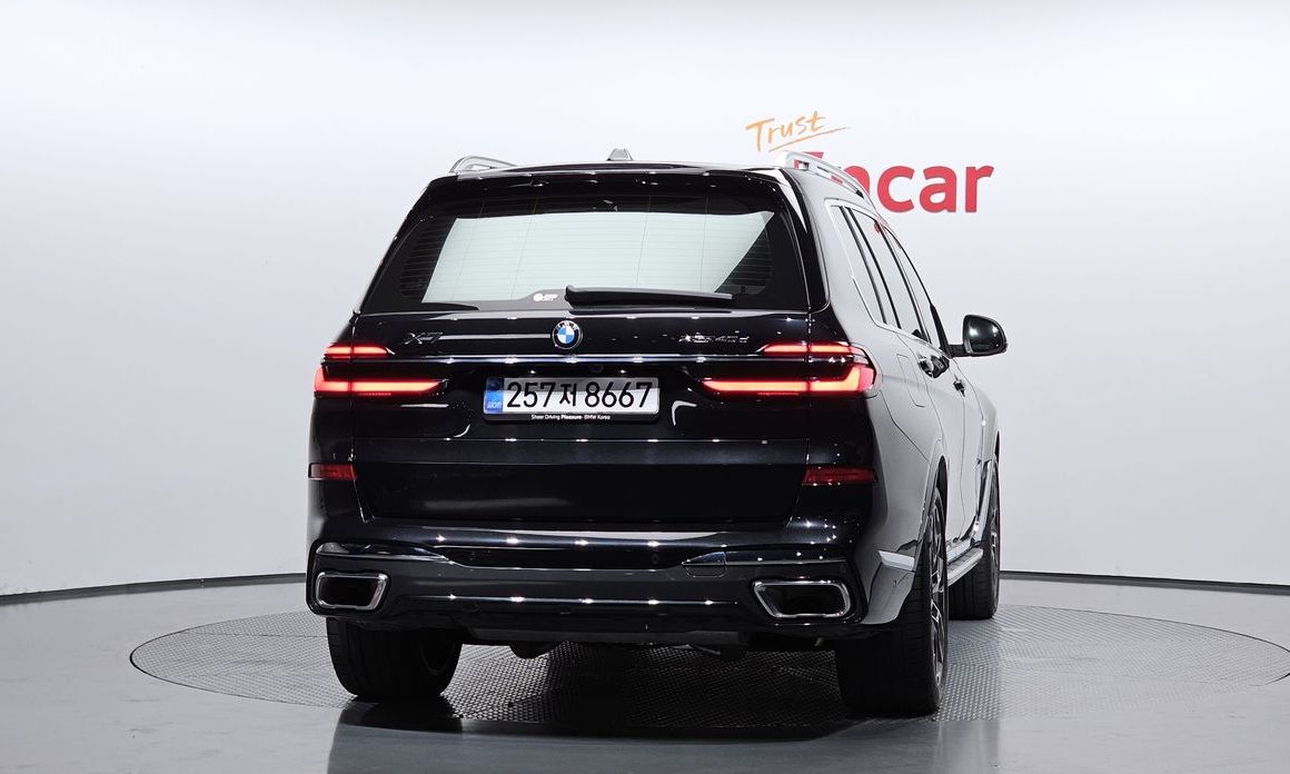 BMW X7 xDrive 40d M Sport 7 STR, 2025