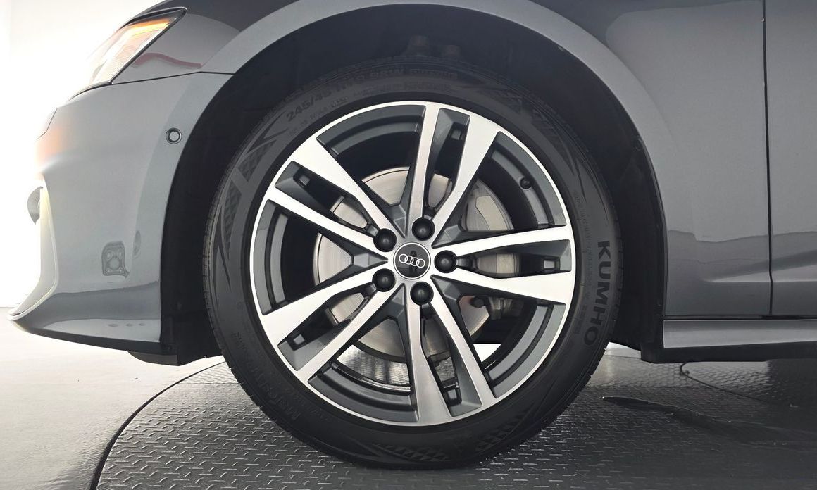 Audi A6 45 TFSI Quattro Premium, 2022