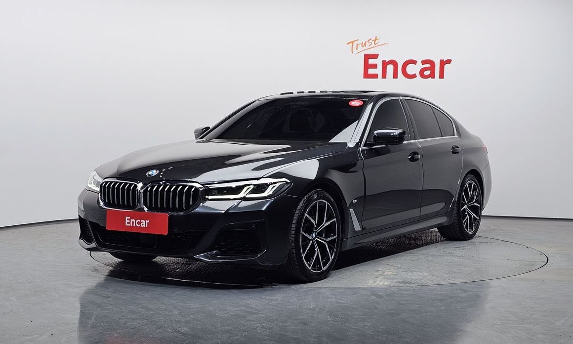 BMW 5-Series 530i xDrive M Sport Package, 2022