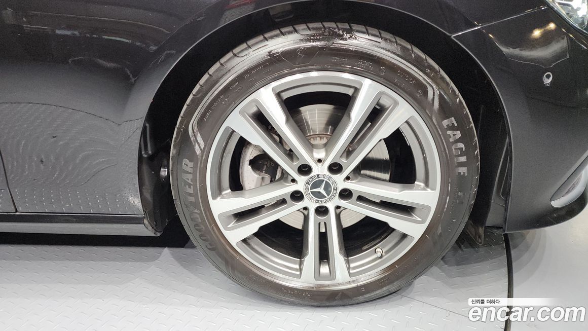 Mercedes-Benz E-Class E250 Avantgarde, 2023