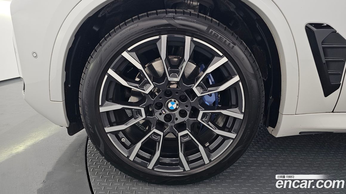 BMW X5 xDrive 30d M Sport, 2025