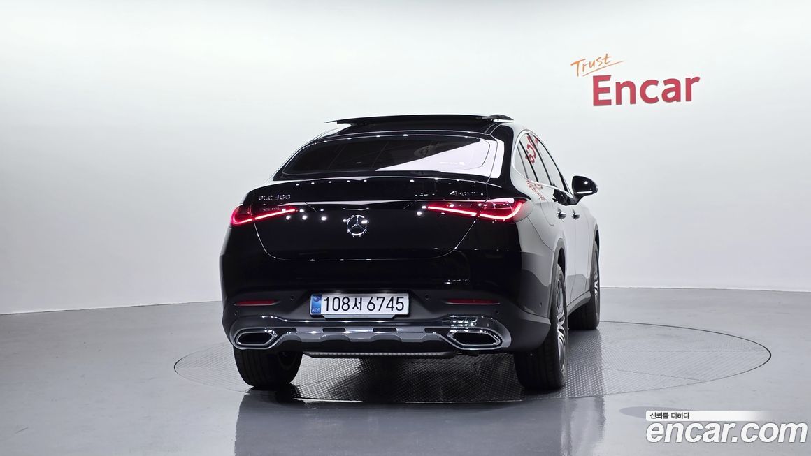 Mercedes-Benz GLC-Class GLC300 4MATIC Avnatgarde Coupe, 2025