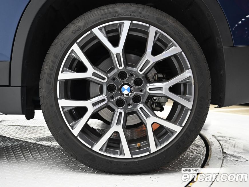BMW X1 xDrive 20i xLine, 2022