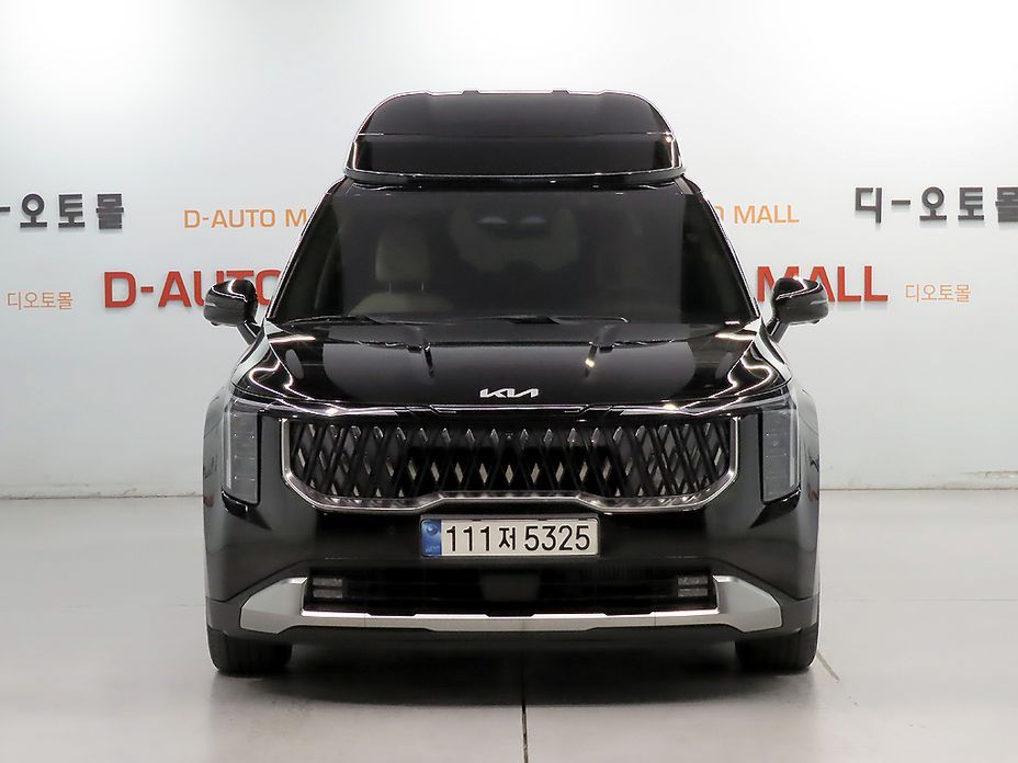 Kia Carnival 9-Seater Hi Limousine, 2025