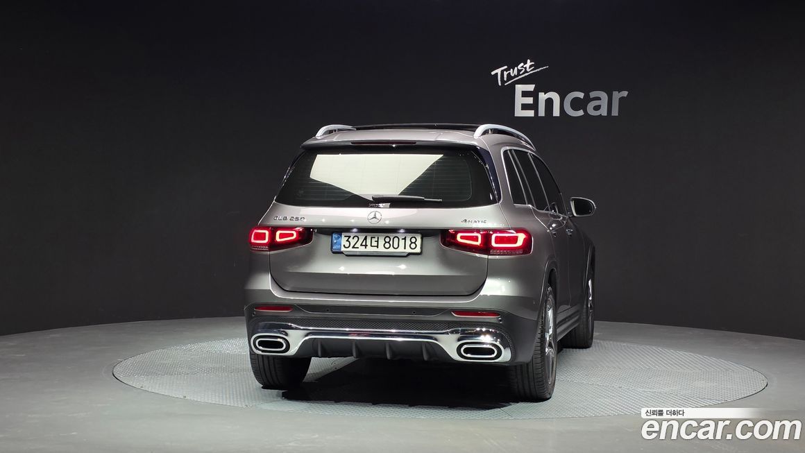 Mercedes-Benz GLB-Class GLB250 4MATIC, 2021