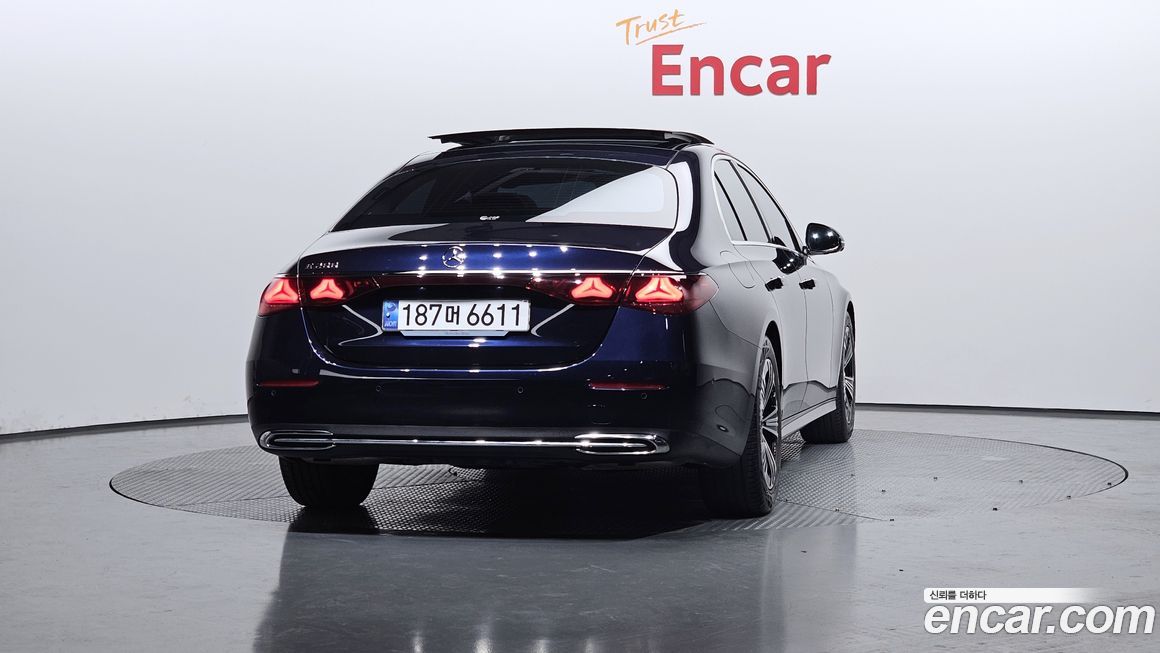 Mercedes-Benz E-Class E200 Avantgarde, 2025