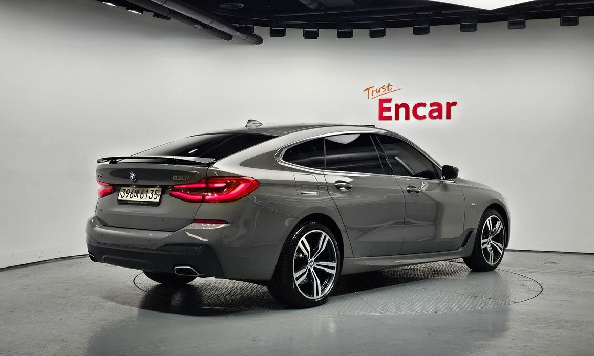 BMW Gran Turismo 630i xDrive Luxury, 2022