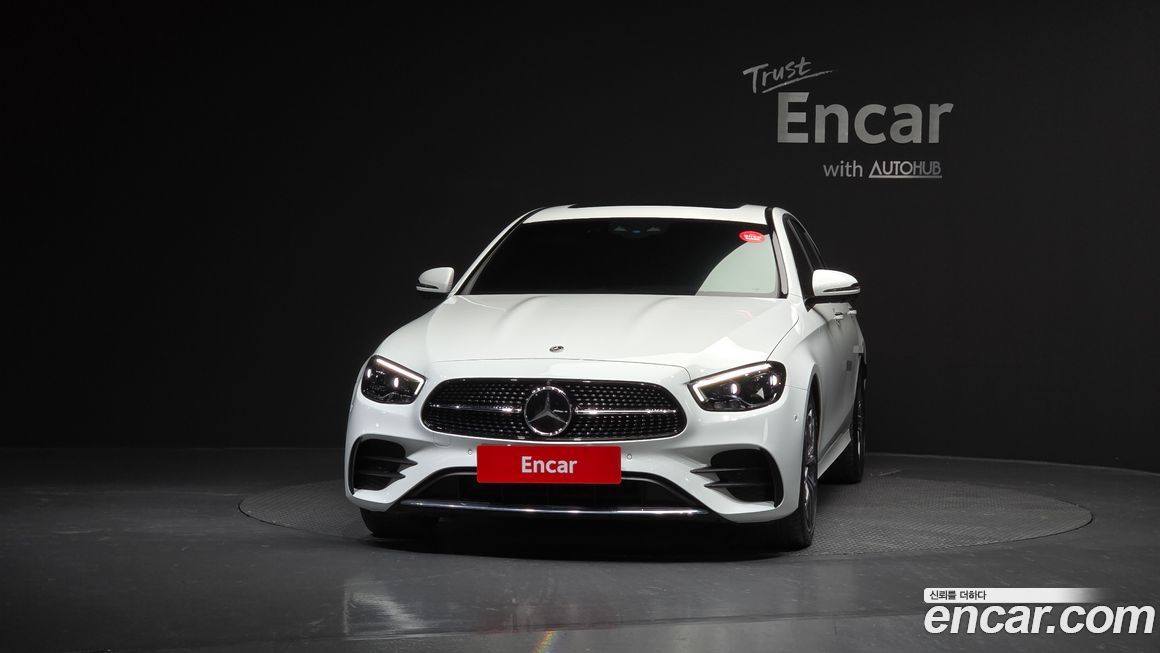 Mercedes-Benz E-Class E220d 4MATIC AMG Line, 2023