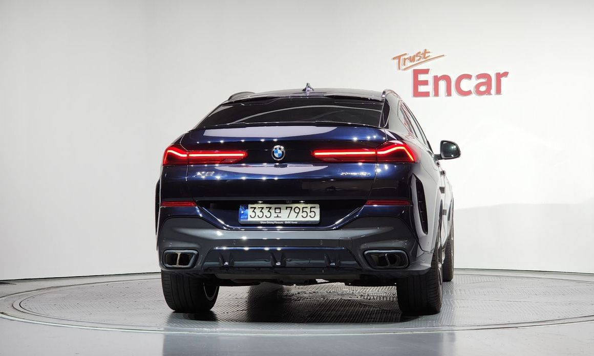 BMW X6 xDrive40i M Sport, 2023