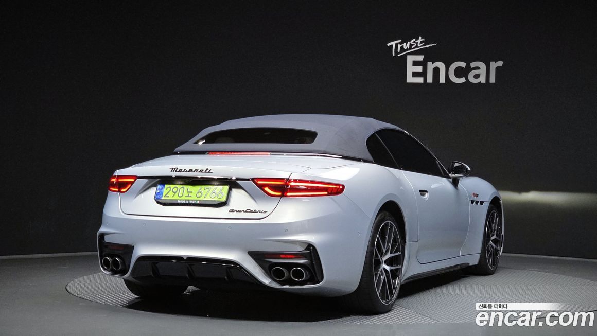 Maserati Gran Cabrio 3.0 V6 Trofeo, 2024