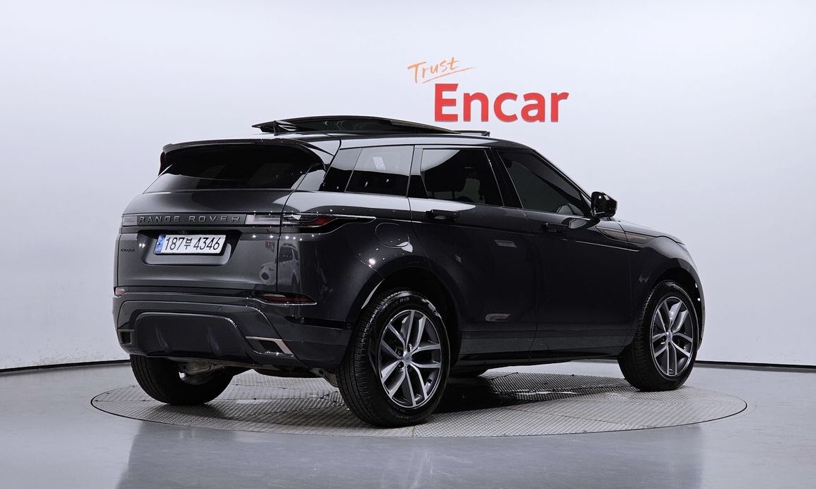Land Rover Range Rover Evoque P250 Dynamic SE, 2024