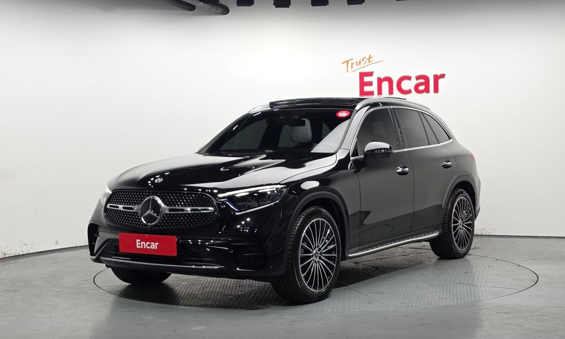 Mercedes-Benz GLC-Class GLC300 4MATIC AMG Line, 2025