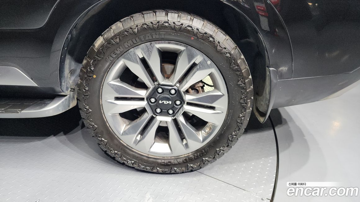 Kia Mohave Diesel 3.0 4WD 5-Seater, 2023