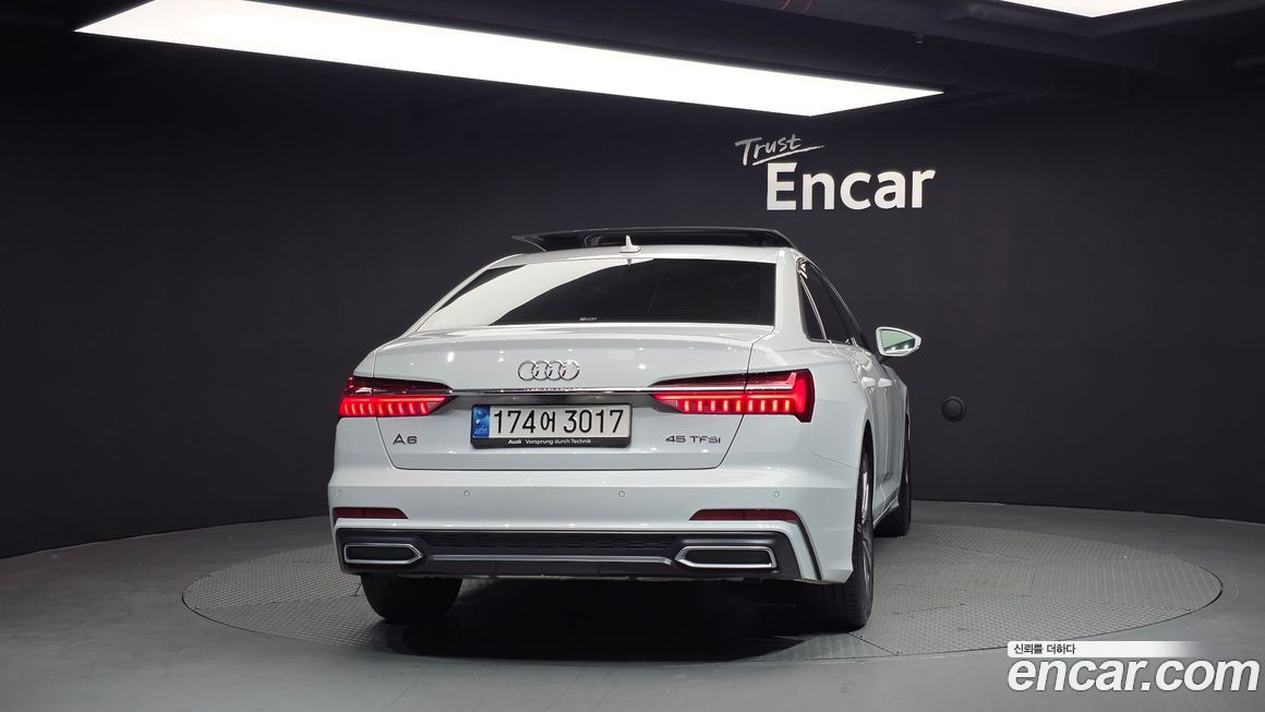 Audi A6 45 TFSI Premium, 2022