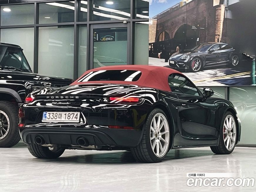 Porsche 718 4.0 GTS, 2024